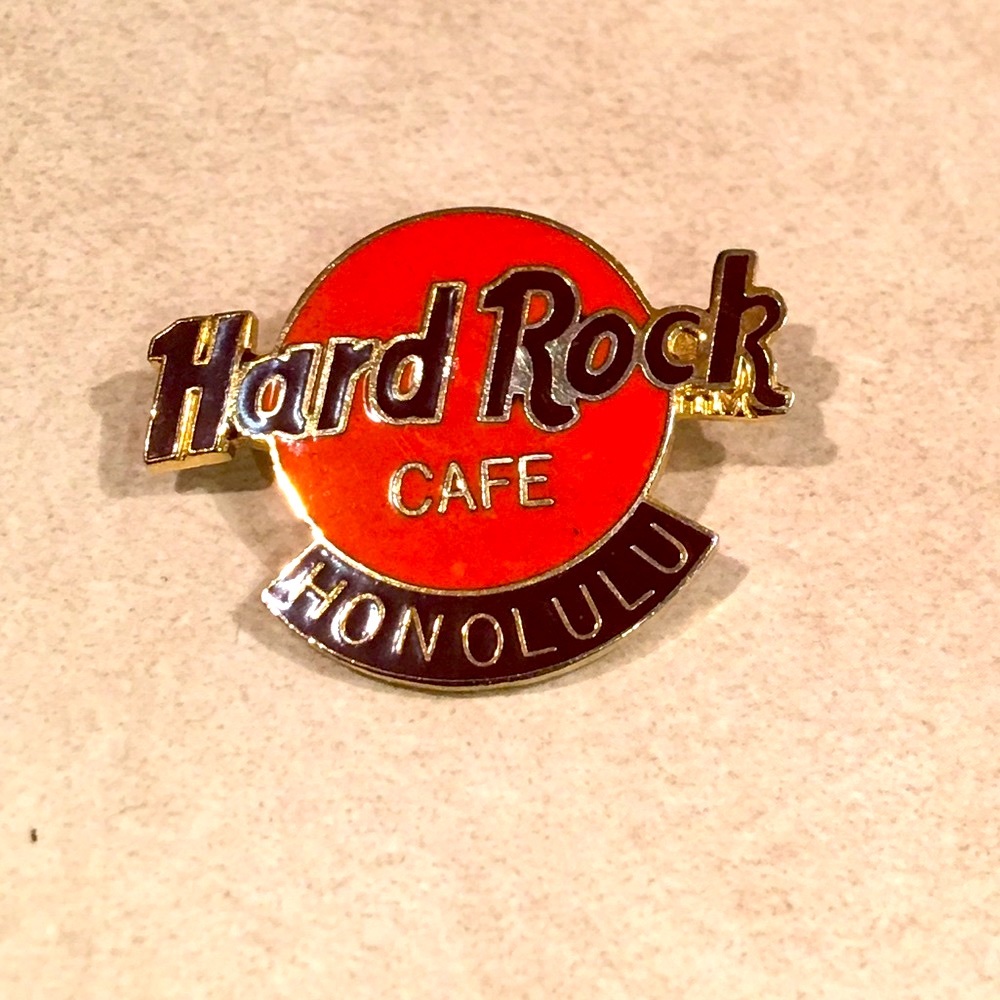 Hard Rock Honolulu Pin